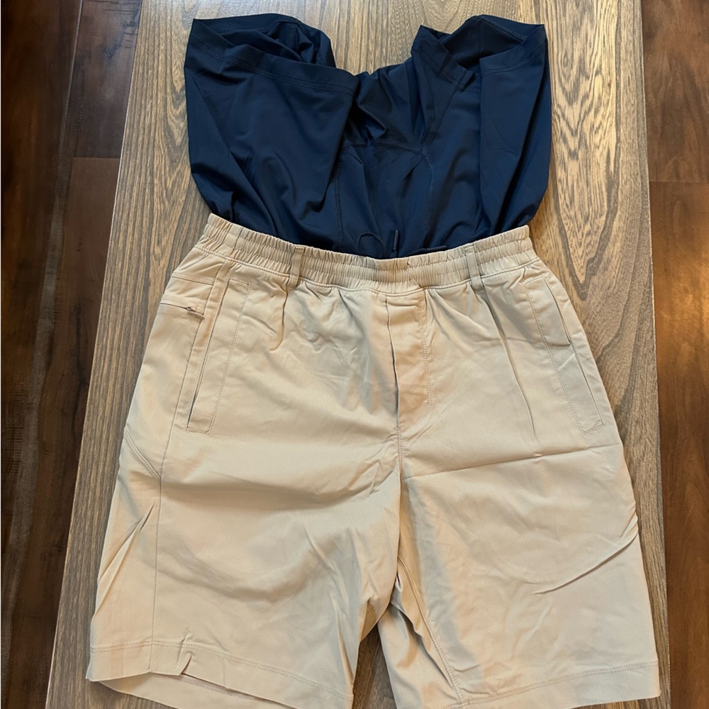 Birddogs Khaki Shorts - Size Medium - Tan/Khaki - Longer Length